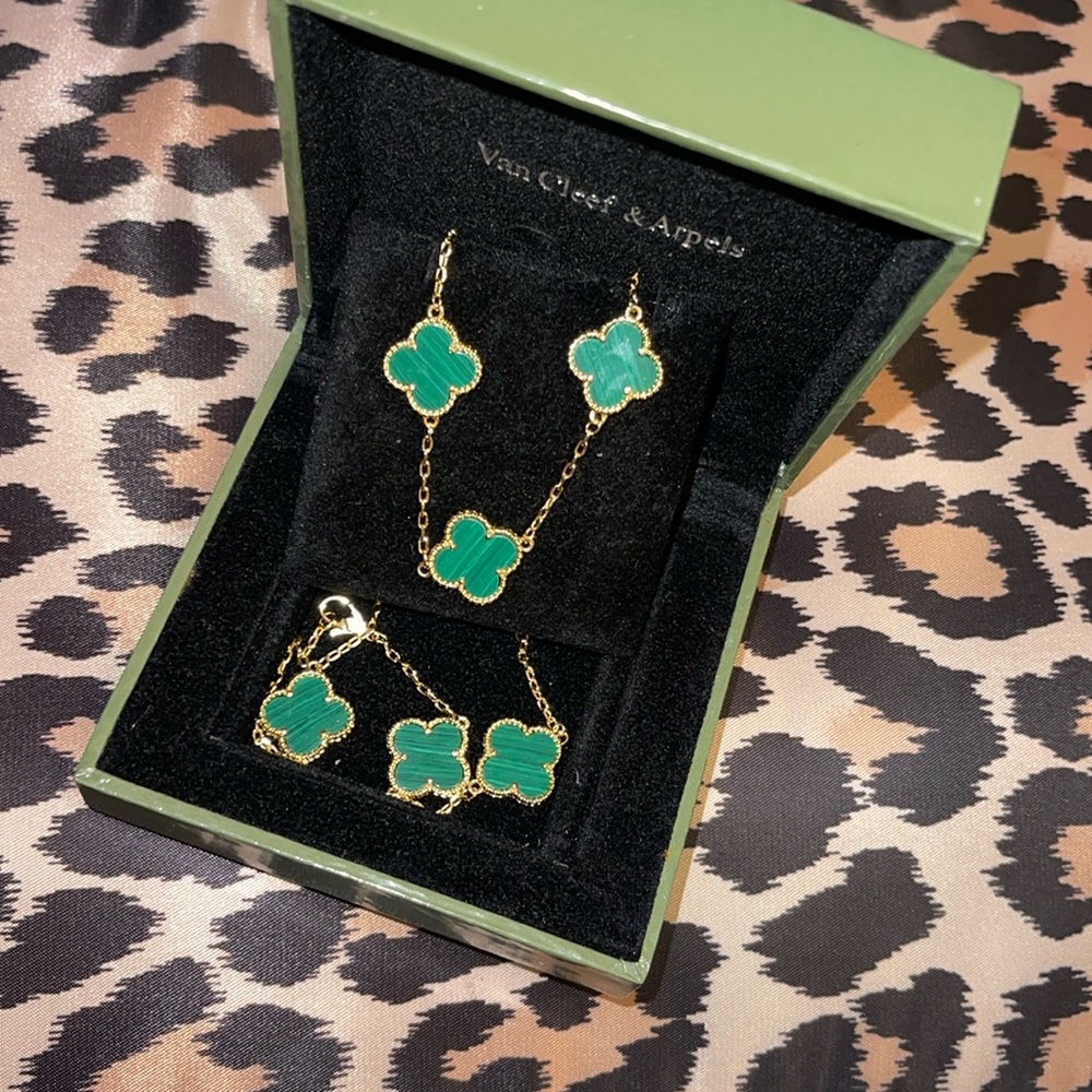 Green necklace